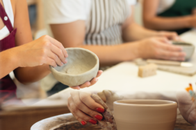 Claymore Art Studio Moda'da Yeni Dönem Sanat ve Seramik Programlarını Başlatıyor