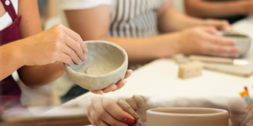 Claymore Art Studio Moda'da Yeni Dönem Sanat ve Seramik Programlarını Başlatıyor