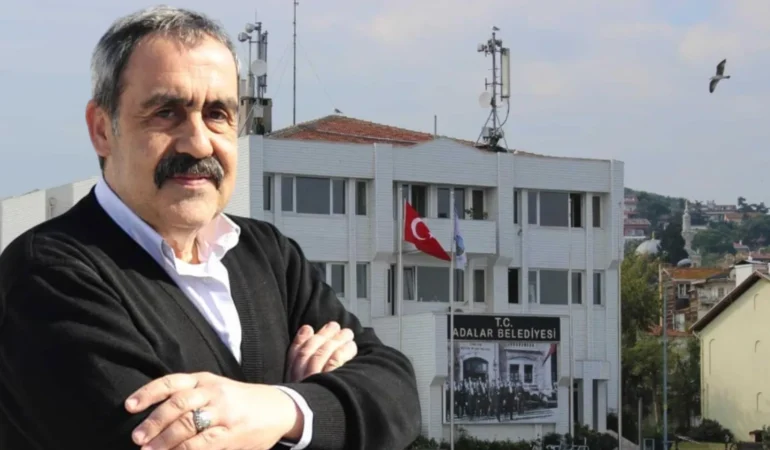 Adalar Belediye Meclisi Başkanvekilliği Seçimini 5 Oyla AKP Adayı Kemal Türkyılmaz Kazandı