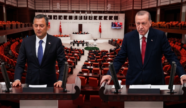 YENİ Parti TBMM Açılışında Cumhurbaşkanı Erdoğan İçin Ayağa Kalkmama Kararı Aldı