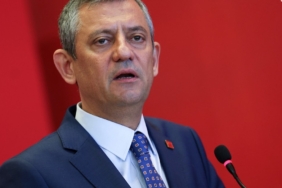 YENİ Parti Lideri Özgür Özel Yerel Yönetimlerin Başarısını ve Yeni Hedefleri Açıkladı