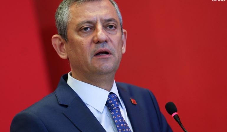 YENİ Parti Lideri Özgür Özel Yerel Yönetimlerin Başarısını ve Yeni Hedefleri Açıkladı
