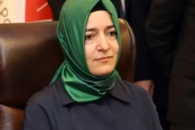 AKP Fon Skandalı Sonrası İstifa Eden Fatma Betül Sayan Kaya'nın Adını Siliyor