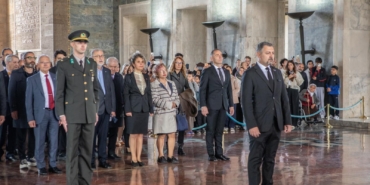 Muayenehane Hekimleri 1 Ekim Gününde Anıtkabir’i Ziyaret Ederek Mesleki Sorunlara Dikkat Çekti