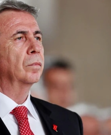 Mansur Yavaş Mersin'de Vahap Seçer'e Yönelik Gözaltı Kararına Tepki Gösterdi