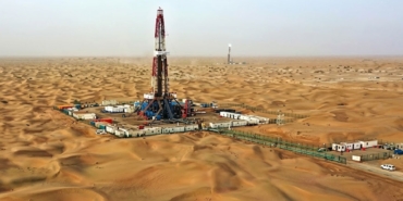 Çin Taklamakan Çölü'ndeki Fuman Sahasında Petrol Üretiminde Rekor Seviyeye Ulaştı
