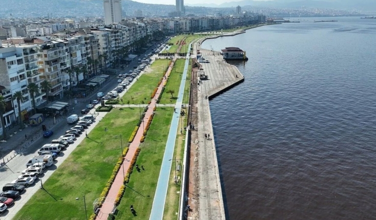 CHP İzmir İl Başkanı Utku Gümrükçü Yedi İlçe Belediye Başkanının AKP ile Görüştüğünü Açıkladı