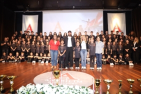 Anabilim Spor Kulübü Yeni Döneme Yıldız Sporcuların Katıldığı Törenle Başladı