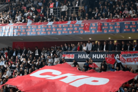 Antalya Muratpaşa Belediye Başkanı Ümit Uysal CHP Genel Başkanlığı İçin Adaylığını Açıkladı