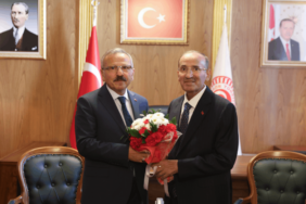TBMM Başkanvekilliği Görevi Bekir Bozdağ'dan Yusuf Beyazıt'a Devredildi