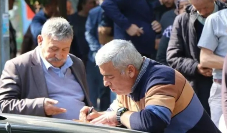 En düşük emekli aylığının net asgari ücrete endekslenmesini öngören teklif komisyona sevk edildi